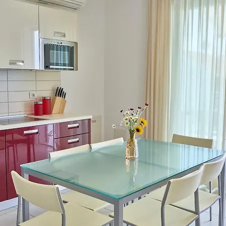 Just アパート チェルヴィア