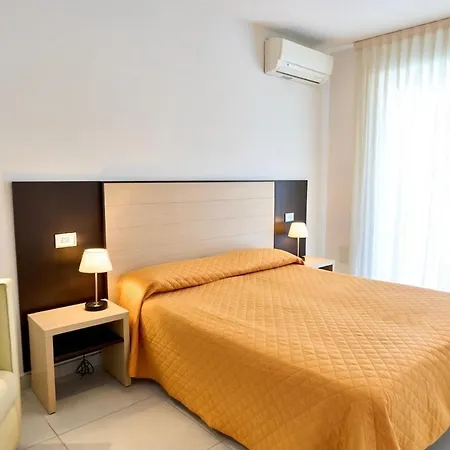 Just Apartment *