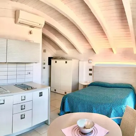Just Apartment *